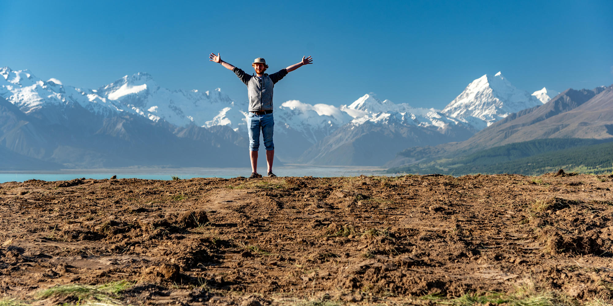 Loving being in Aoraki Mt Cook National Park next to Lake Pukaki